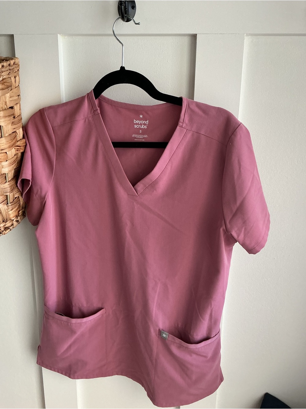 Beyond Scrubs Women's V-Neck Short Sleeve Medical Top in Mauve Pink
